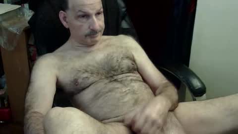 loades182025 online show from April 10, 3:56 am