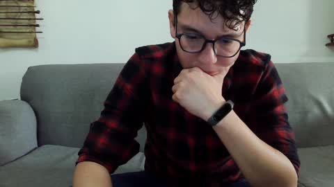 Lobo online show from January 25, 5:19 pm