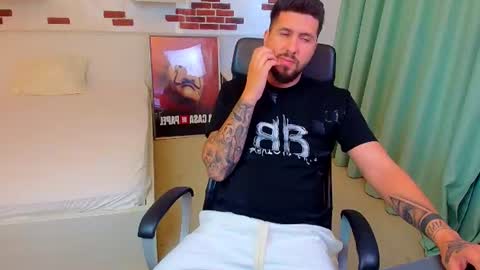LoganStroud online show from July 5, 4:04 am