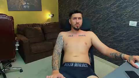 LoganStroud online show from July 14, 10:21 am