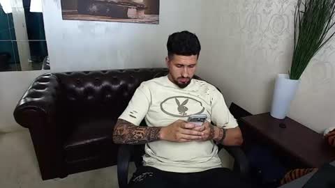LoganStroud online show from July 2, 9:58 am