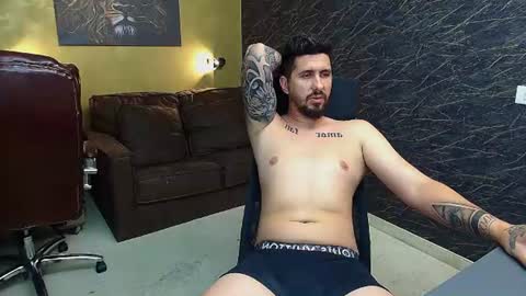 LoganStroud online show from July 11, 10:29 am