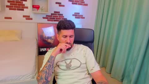 LoganStroud online show from July 17, 10:50 am