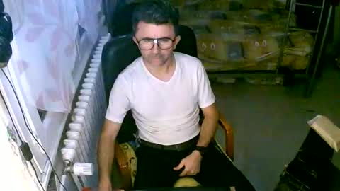 lokoum39 online show from December 3, 6:52 pm