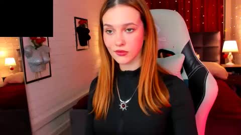 Snapshot of lolalemona chatting on March 2, 12:01 pm lolalemona online show from March 2, 12:01 pm