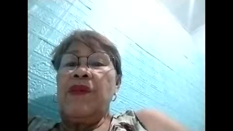 tey online show from February 15, 1:21 pm