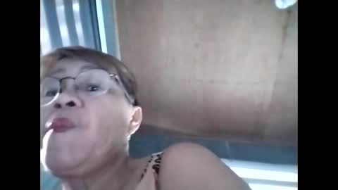 tey online show from October 16, 8:03 am