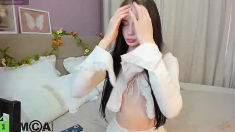 Lola online show from September 9, 8:25 am