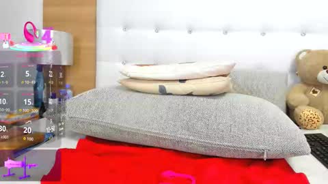 Lolla online show from February 12, 6:50 am