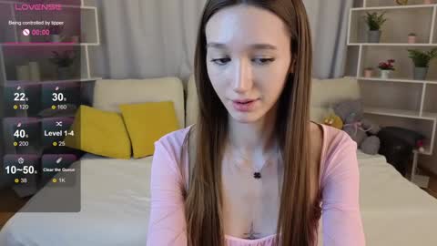 Snapshot of lolly_monica chatting on January 3, 5:10 pm Monica online show from January 3, 5:10 pm