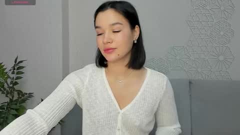 lolly_turner online show from December 22, 3:35 am