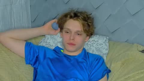 Nelis online show from April 21, 9:44 pm