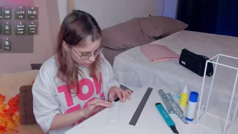 Lona online show from November 26, 6:59 pm