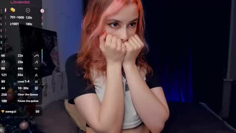 Lona online show from December 19, 7:09 pm