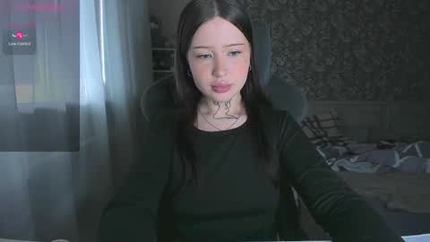 lona online show from September 27, 10:13 am