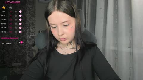 lona online show from December 29, 7:43 pm