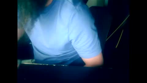 london_man1988 online show from April 14, 7:06 pm