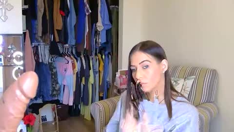 Cutenurse91 online show from May 7, 2:24 pm