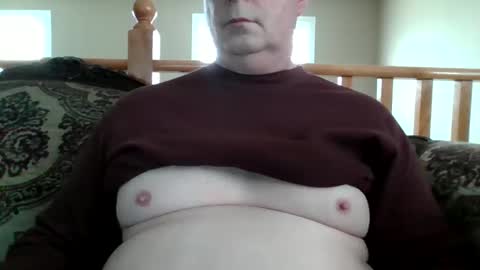 look823 online show from November 17, 8:00 pm