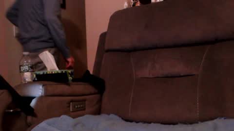 looking469 online show from April 6, 3:15 am