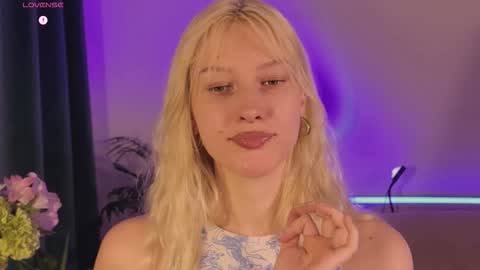 Lora heil online show from September 10, 4:08 pm