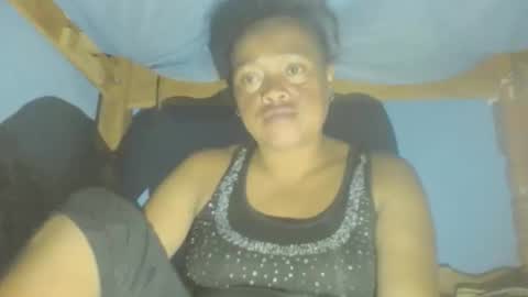 LorahVane online show from January 18, 1:42 pm