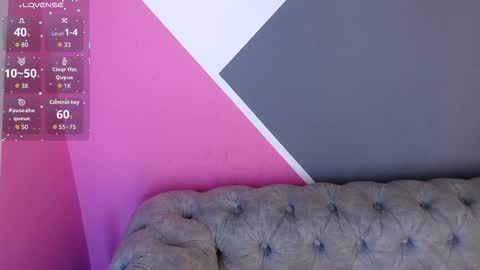 Tayron online show from March 12, 5:22 am