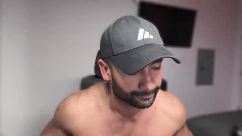 Cale online show from February 17, 6:23 am