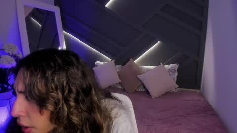 Deborah Daz online show from October 26, 1:56 pm