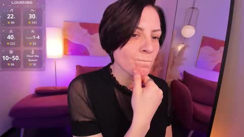 Loren online show from February 20, 1:46 pm