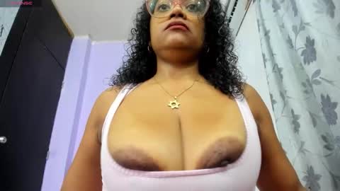 Lorena Parlove online show from February 3, 12:20 pm