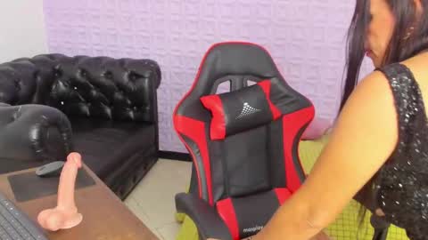 Snapshot of loress_ass_mature chatting on March 1, 8:02 am lorena online show from March 1, 8:02 am