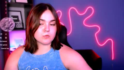 Lora for u online show from September 9, 7:47 pm