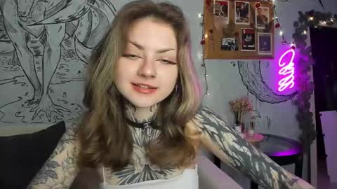 Snapshot of lostallice chatting on December 6, 4:52 am lostallice online show from December 6, 4:52 am