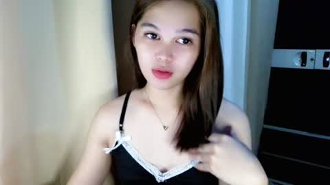 louilalicious online show from August 6, 12:41 am