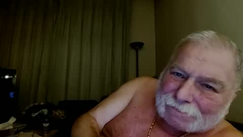 louis_chokdee online show from November 15, 4:52 pm