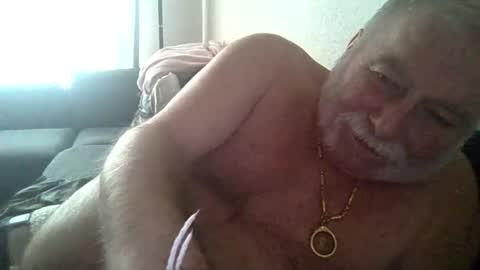 louis_chokdee online show from September 13, 2:52 pm