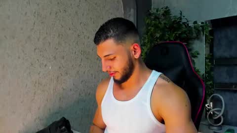 Louis online show from October 28, 1:28 am