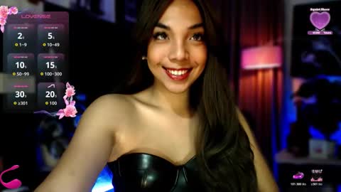 Louisa online show from November 3, 2:45 am