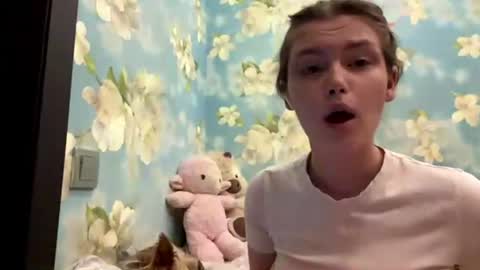 Sasha online show from June 20, 5:19 pm