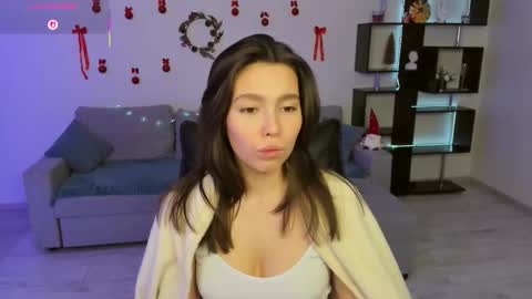 lounacutie online show from December 21, 7:26 am