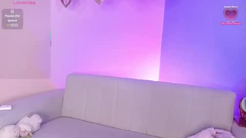 lourdes_moon22 online show from November 30, 5:31 pm