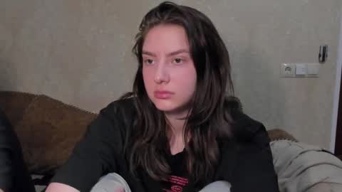 LINA online show from February 25, 9:07 pm