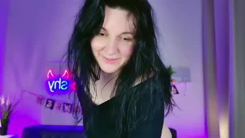 Snapshot of love_me_tonight_ chatting on October 22, 11:06 pm Monika online show from October 22, 11:06 pm