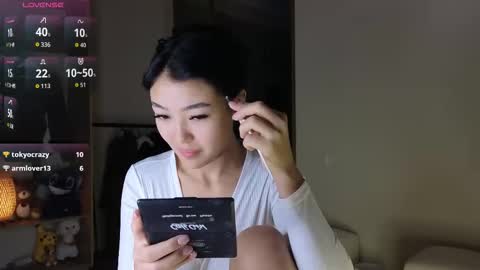 Snapshot of love_peace_here chatting on October 18, 12:48 am hi its me  online show from October 18, 12:48 am