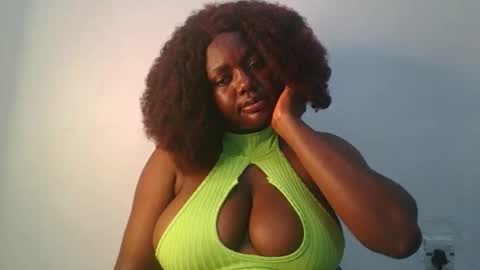 Snapshot of lovecumsluttie chatting on September 17, 9:51 pm mila online show from September 17, 9:51 pm