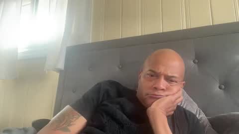 loved19 online show from February 22, 5:48 pm