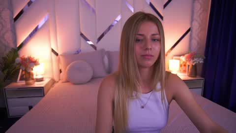 loveedove online show from May 20, 1:28 pm