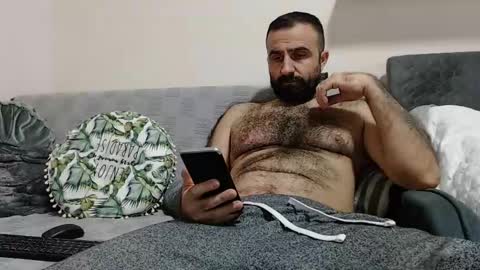 loveivat80 online show from December 9, 5:30 pm