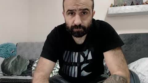 loveivat80 online show from December 10, 9:01 am